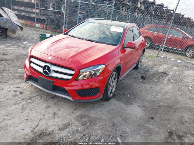 WDCTG4GB5FJ071151 Mercedes-Benz GLA-Class