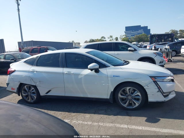 JHMZC5F30JC011947 Honda leb3(h4)