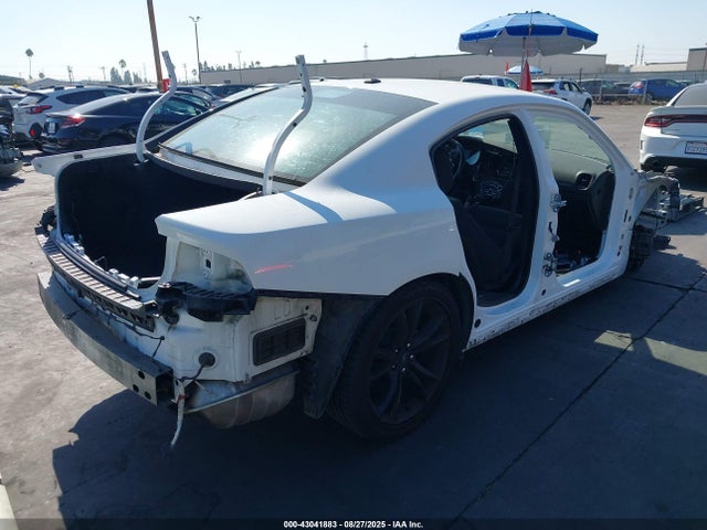 2C3CDXBG8JH297704 Dodge 2018