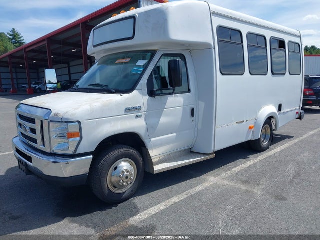 Продаж на аукціоні авто 2018 Ford E-350 Cutaway, vin: 1FDEE3F62JDC31122, номер лоту: 43041903