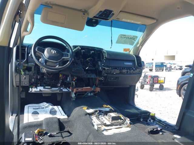 Продажа на аукционе авто 2022 Ram 3500 Laramie  4x4 8' Box, vin: 3C63RRJL8NG396608, номер лота: 43041938