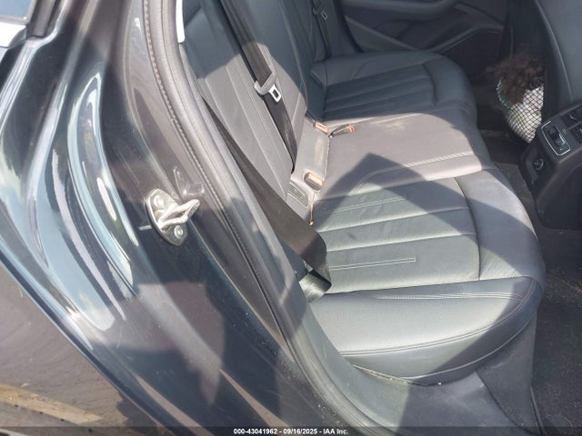 2018 AUDI A4 WAUENAF48JA021095 Photo 7