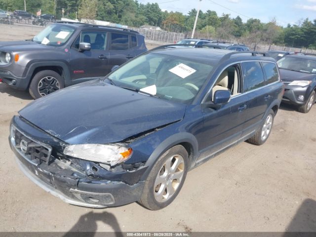 2011 VOLVO XC70 YV4902BZ5B1096359 Photo 1