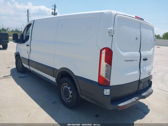 Ford 2015 2015 1FTNE1YM2FKA58290 Image 3