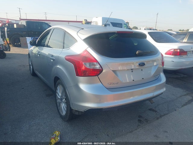 Ford Focus 2014 1FADP3N22EL253809 Image 3