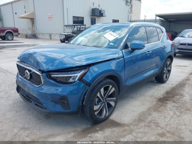 2023 VOLVO XC40 YV4L12UF8P2085671 Photo 1
