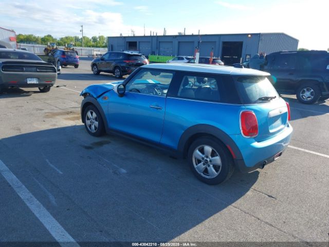 2015 MINI HARDTOP WMWXM5C57FT940825 Photo 2