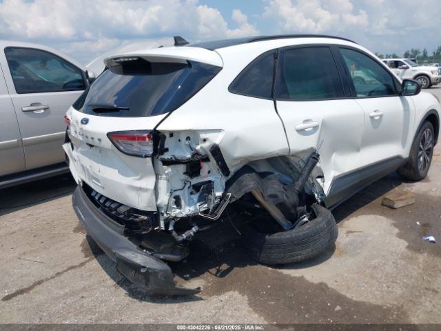 2022 FORD ESCAPE 1FMCU9G60NUB91611 Photo 5