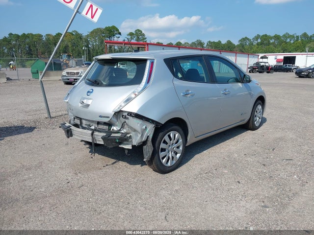Nissan 2015 2015 1N4AZ0CP3FC319831 Image 4
