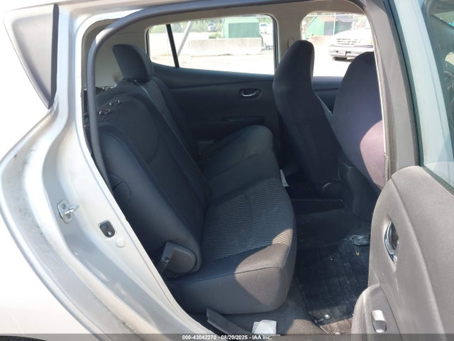 Nissan 2015 2015 1N4AZ0CP3FC319831 Image 8