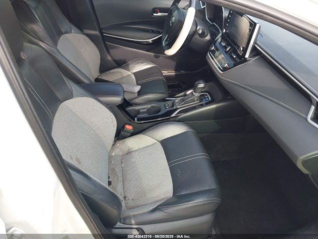 2021 TOYOTA COROLLA JTNC4MBEXM3111074 Photo 4
