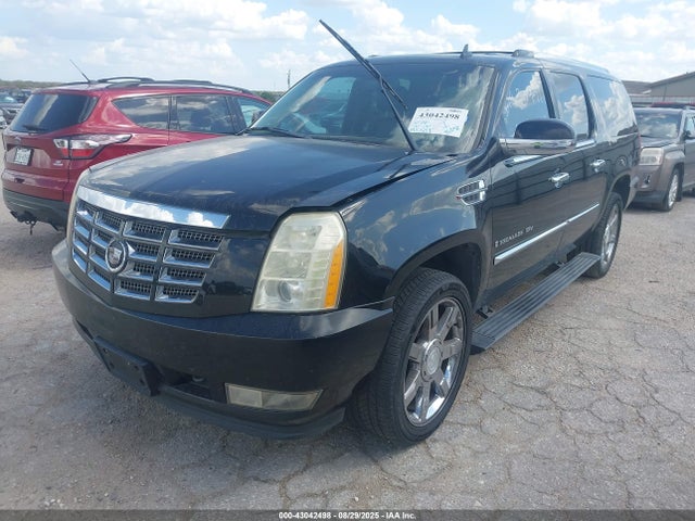 2008 CADILLAC ESCALADE ESV 1GYFK66858R209711 Photo 1
