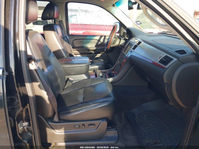 2008 CADILLAC ESCALADE ESV 1GYFK66858R209711 Photo 4