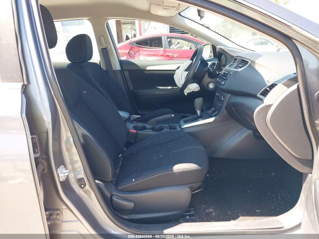 3N1AB7AP0HY211206 Nissan 2017