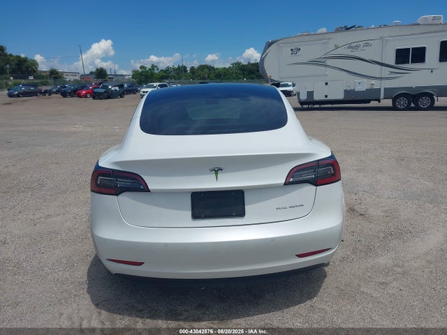 5YJ3E1EB9MF981371 Tesla MODEL 3