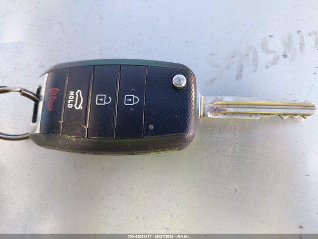 KIA dohc mpi nu 2015 KNAFX4A68F5323558 Image 11