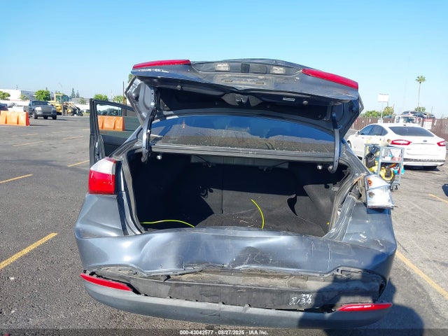 KIA dohc mpi nu 2015 KNAFX4A68F5323558 Image 6