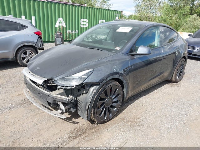 2022 TESLA MODEL Y 7SAYGDEF1NF400549 Photo 1