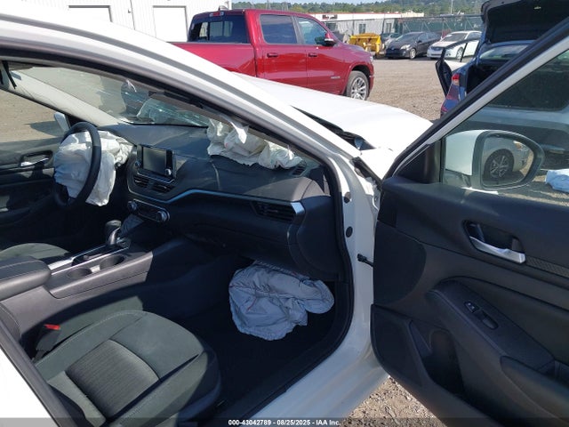 Nissan 2022 2022 1N4BL4BV4NN378841 Image 5
