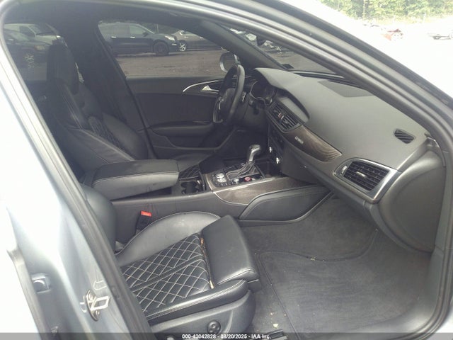 43042828 :رقم المزاد ، WAUFFAFC9HN128166 vin ، 2017 Audi S6 4.0t Premium Plus مزاد بيع