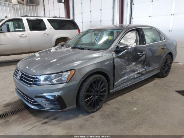 2017 VOLKSWAGEN PASSAT 1VWDT7A33HC030045 Photo 1