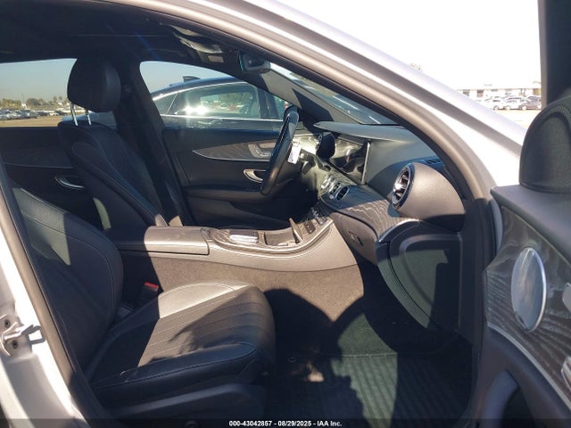 Mercedes-Benz m264 2021 W1KZF8EB6MA915925 Image 5