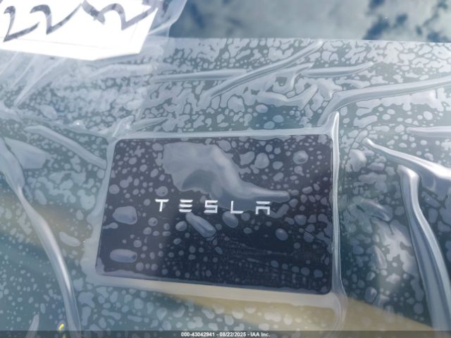 2025 TESLA MODEL Y 7SAYGDEDXSA361547 Photo 10