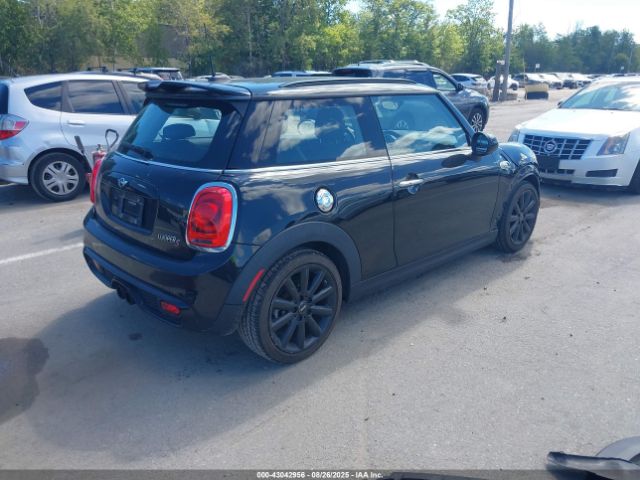2015 MINI HARDTOP WMWXP7C51F2A59646 Photo 3