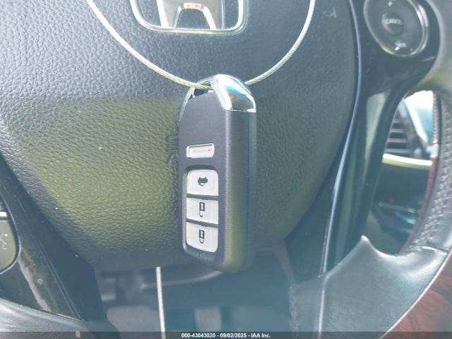 1HGCR2F82HA101883 Honda k24w1