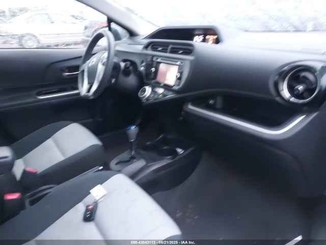 JTDKDTB33F1103695 Toyota 1nz-fxe+1lm
