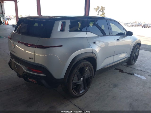 Fisker 2023 2023 VCF1ZBU29PG003885 Image 4