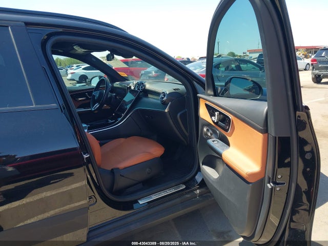 W1NKM4HB7PU012846 Mercedes-Benz m254