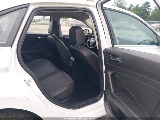 3VWC57BU1LM098803 Volkswagen 1.4 tsi