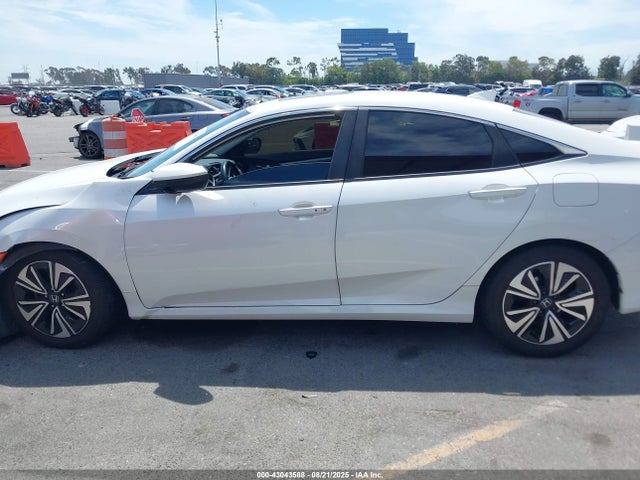 Honda l15b7 2018 JHMFC1F77JX010494 Image 14