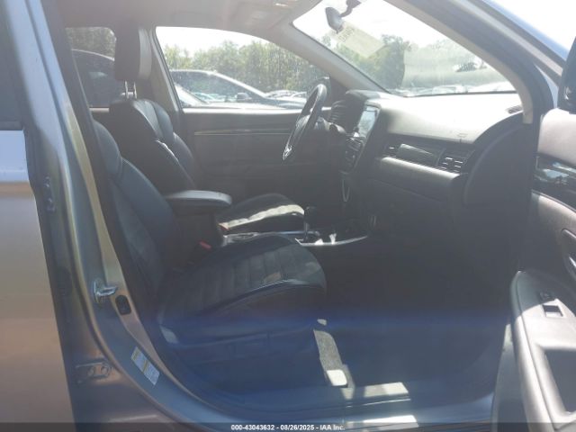 2019 MITSUBISHI OUTLANDER JA4AZ3A35KZ044654 Photo 4