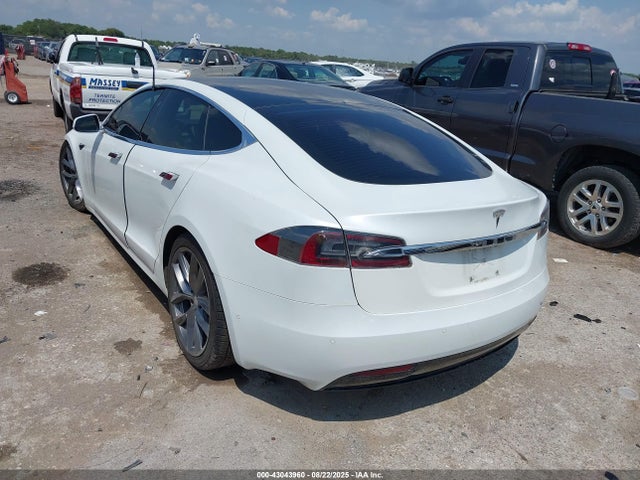 2018 TESLA MODEL S 5YJSA1E20JF292287 Photo 2