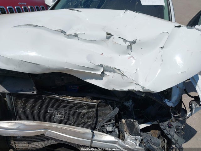 2015 AUDI A4 WAUAFAFLXFN023238 Photo 5