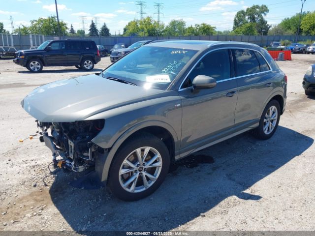 2021 AUDI Q3 WA1DECF30M1124463 Photo 1