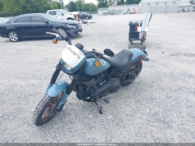 1HD1YWZ18RB040077 Harley-Davidson 117 Balanced