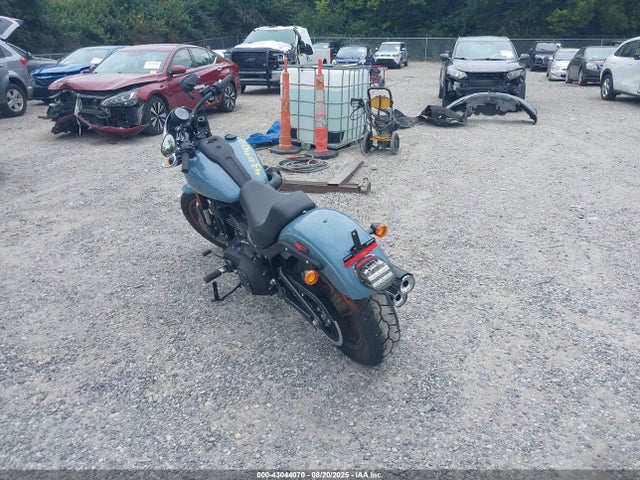 1HD1YWZ18RB040077 Harley-Davidson 117 Balanced
