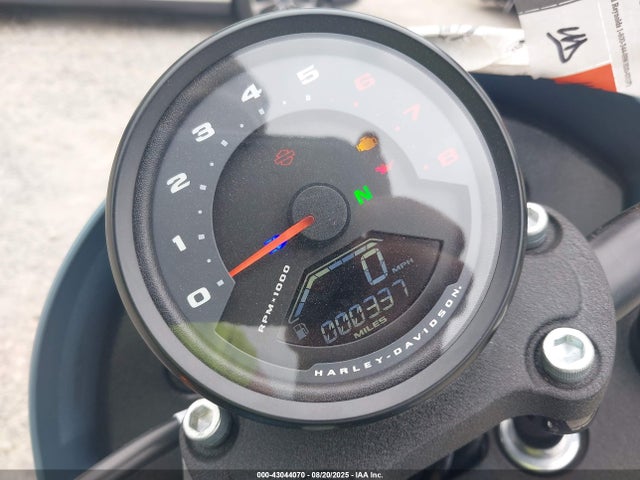 1HD1YWZ18RB040077 Harley-Davidson 117 Balanced