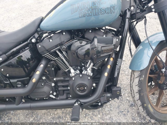 1HD1YWZ18RB040077 Harley-Davidson 117 Balanced