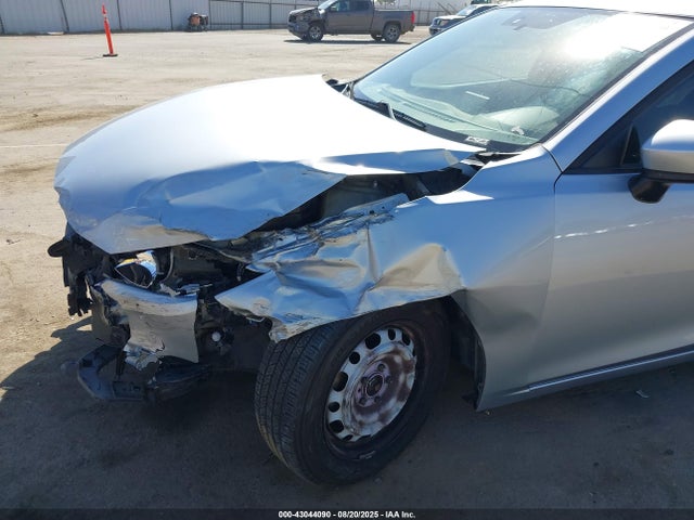 3MZBN1U78HM115510 Mazda pe