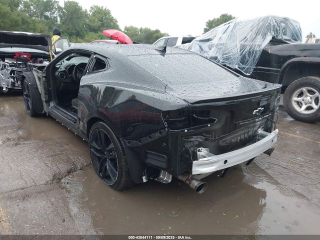 2024 CHEVROLET CAMARO 1G1FB1RS1R0123181 Photo 2