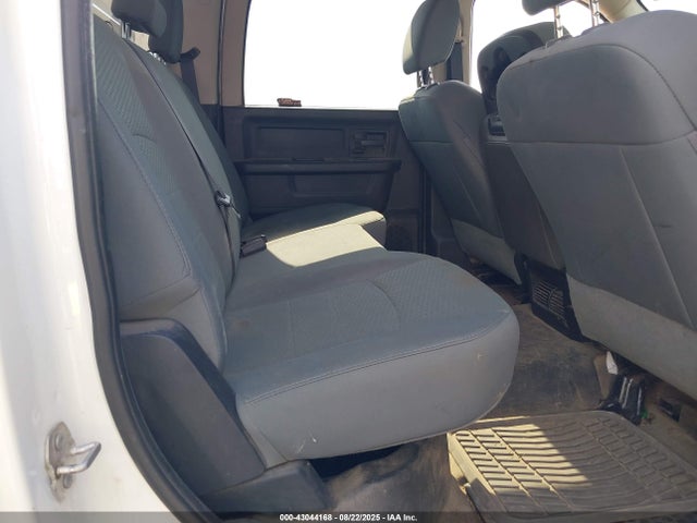 3C6TR5CT5GG282090 RAM 2016