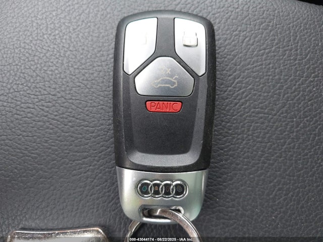 WA1BNAFY2L2098237 Audi Q5