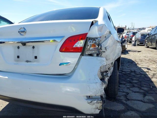 Nissan 2014 2014 3N1AB7AP1EL679678 Image 14
