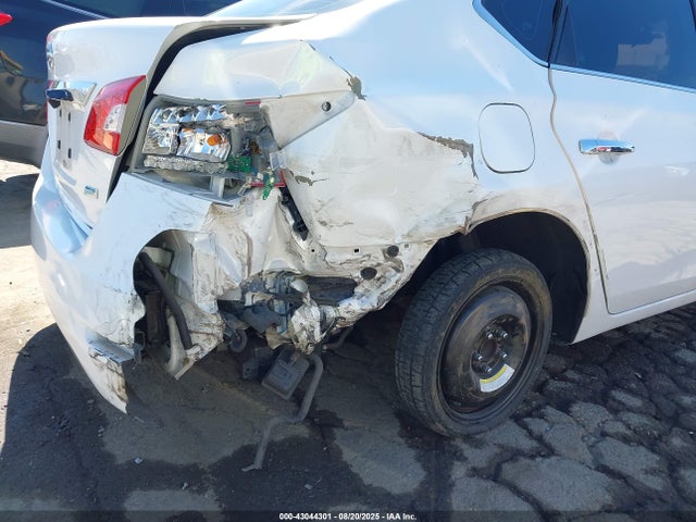 Nissan 2014 2014 3N1AB7AP1EL679678 Image 6