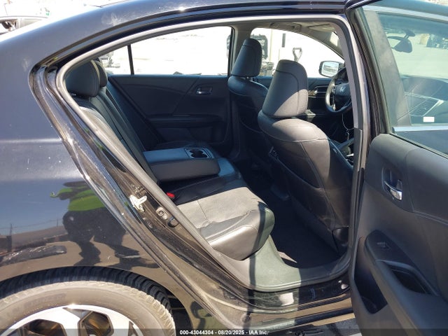 1HGCR2F84GA037134 Honda k24w1