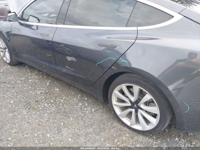 2018 TESLA MODEL 3 5YJ3E1EA6JF006832 Photo 5